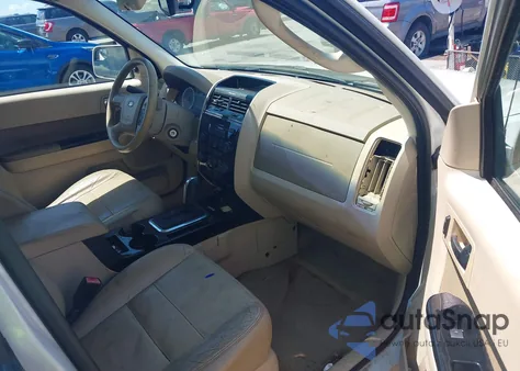 2011 Ford Escape Limited z USA, uszkodzony, nr VIN 1FMCU9EGXBKB27840